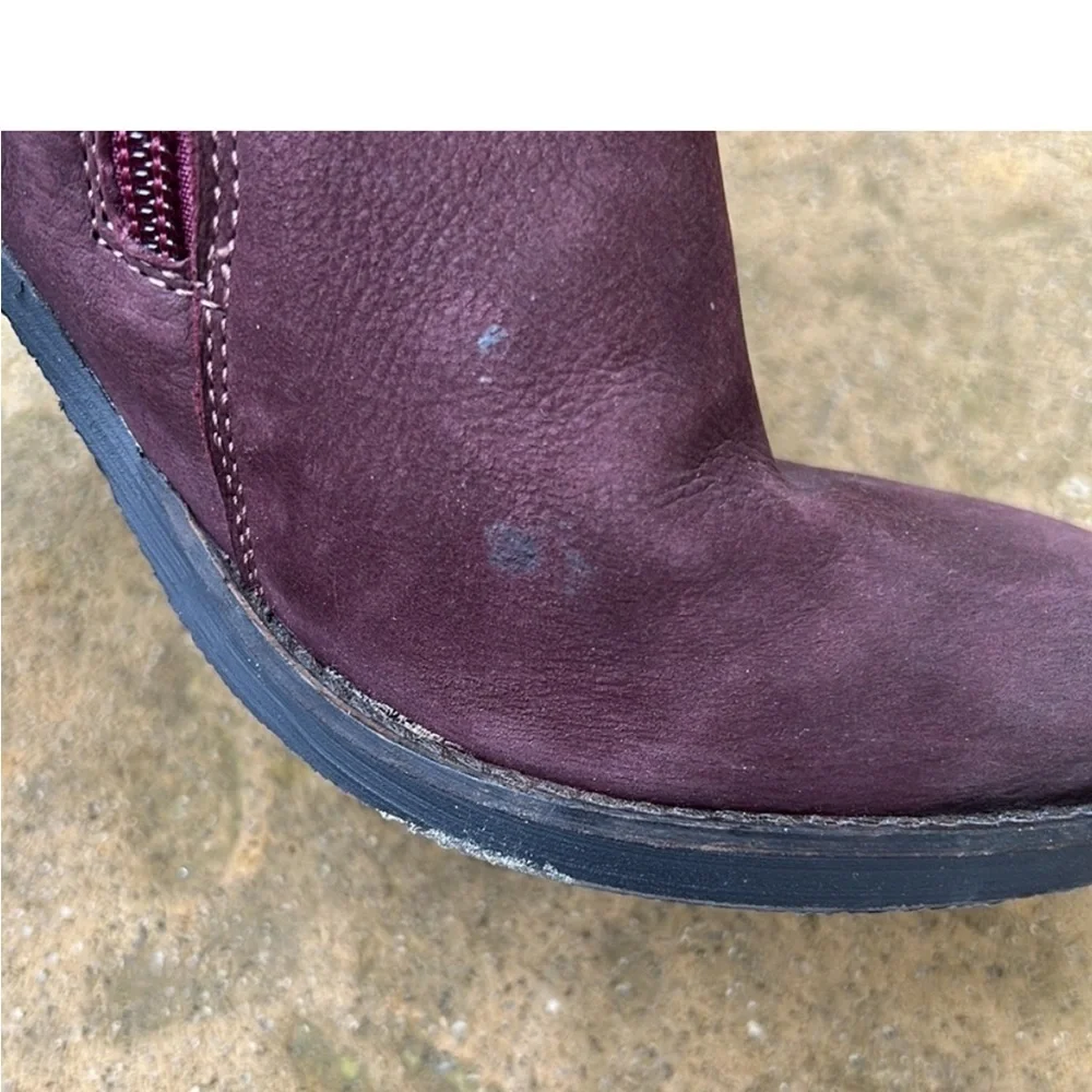 Steve Madden Women's Burgundy Woodmeer Nubuck Leather Fringe Ankle Bootie Size 8